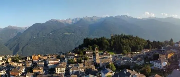 The View 1 Apartment *